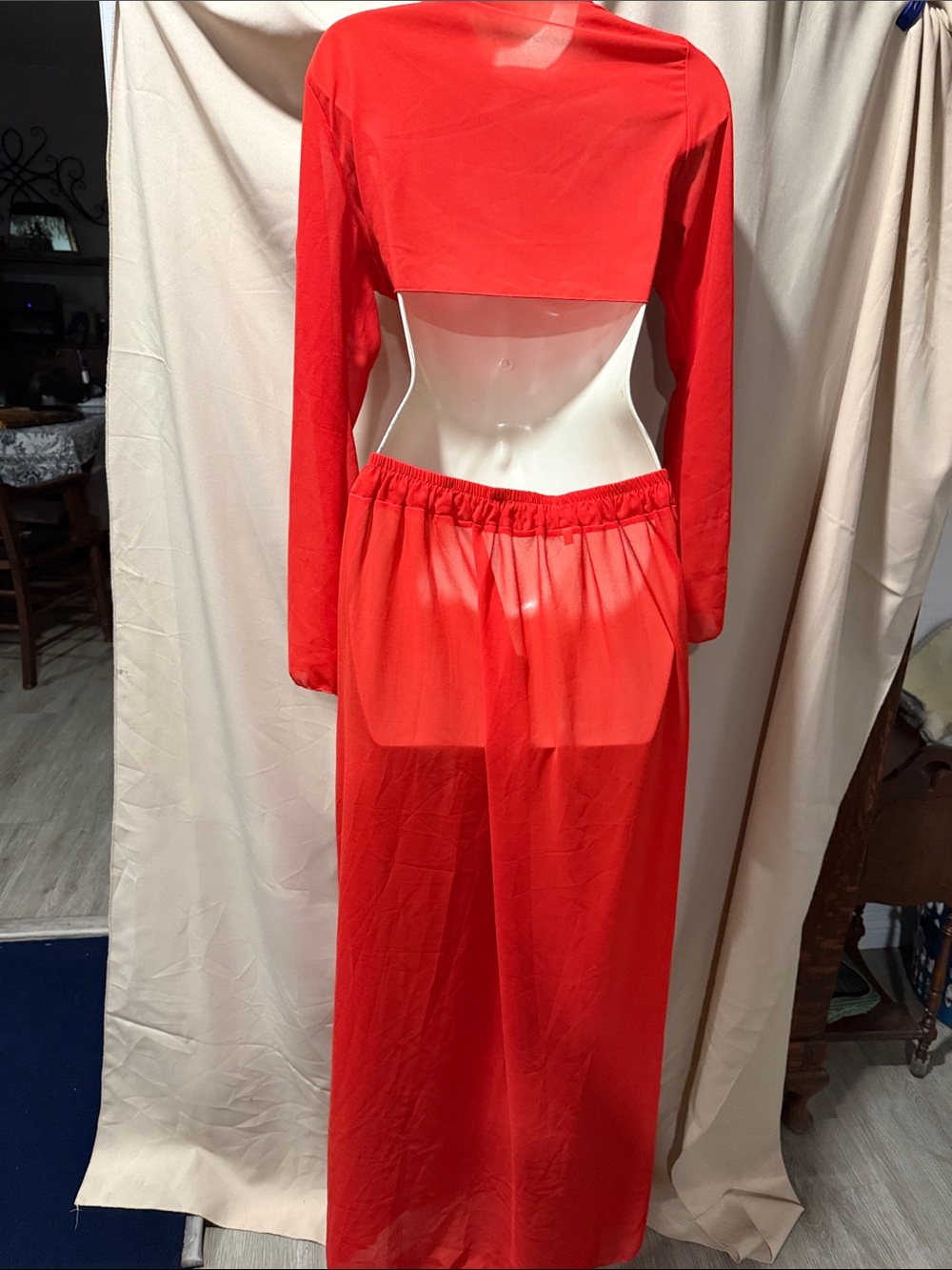 Red Two-Piece Tie-Front Maxi Set - Picture 2 of 4
